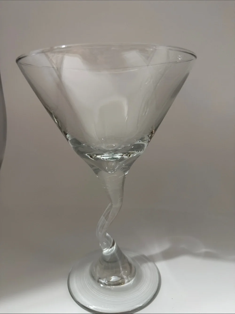 Libbey Z Twisted Retro Zig Zag Stem Boho Martini Margarita Glasses Set of 2